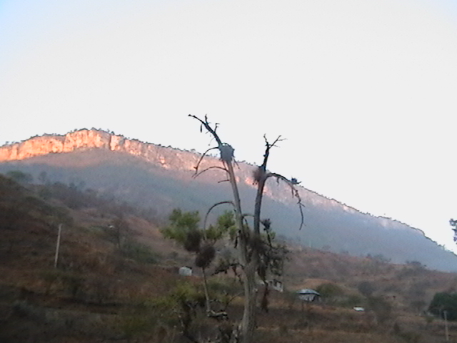 UN AMANECER EN SAN JUAN YUTA