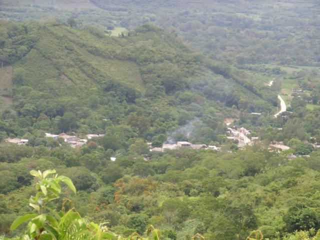 una miradita al pueblo desde la molienda de ayoco 