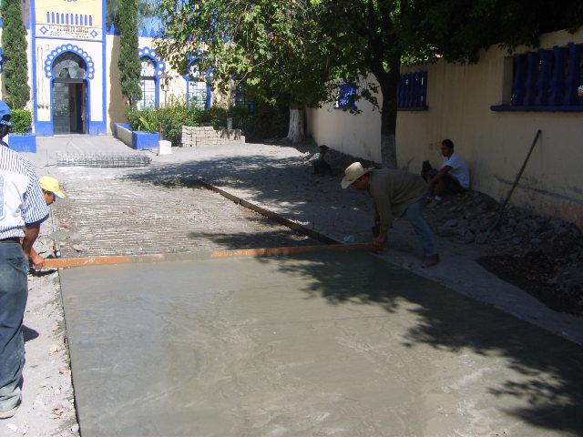 Faena en la Escuela Benito Jurez