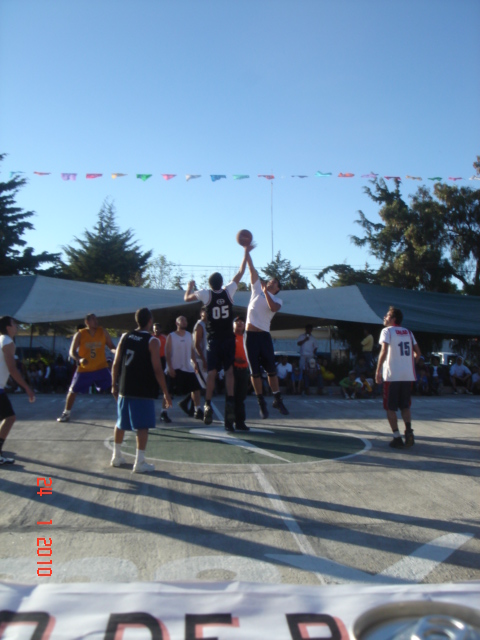 San Sebastian 2010 torneo 8 Basquetbol