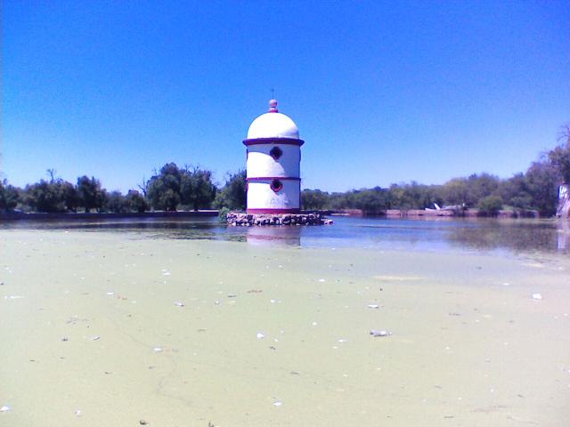 PALOMAR Y ESTANQUE