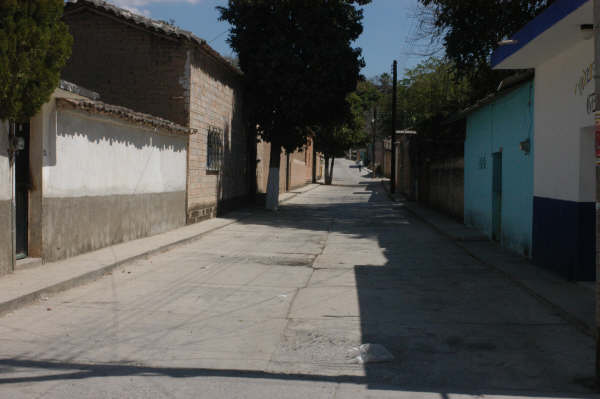 CALLES DEL BARRIO DE SAN MIGUEL EN COCULA, GRO.