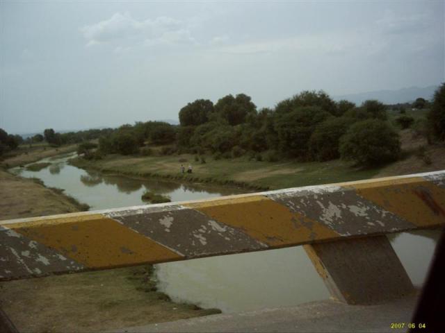 Vista Del Ro Laja Desde el Puente