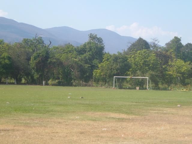 CAMPO DE FUT BOL