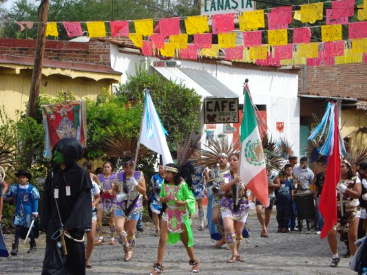 FIESTAS Y TRADICIONES DE AMACUECA