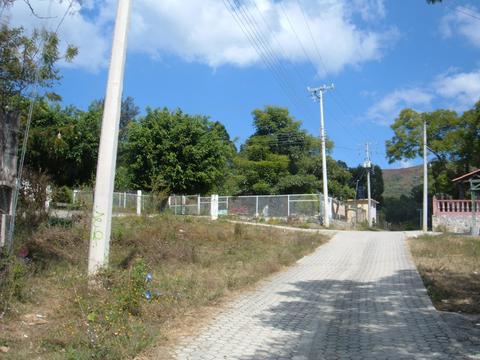 subiendo para la iglesia de zacatlancillo