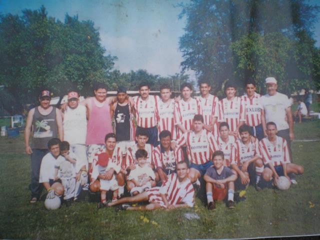 foto del eqipo del maestro chuy granados